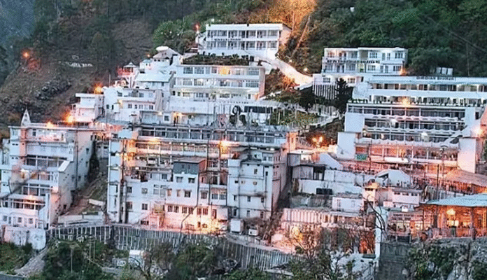 Over 1.25 Lakh Devotees Flock to Mata Vaishno Devi During Navratri