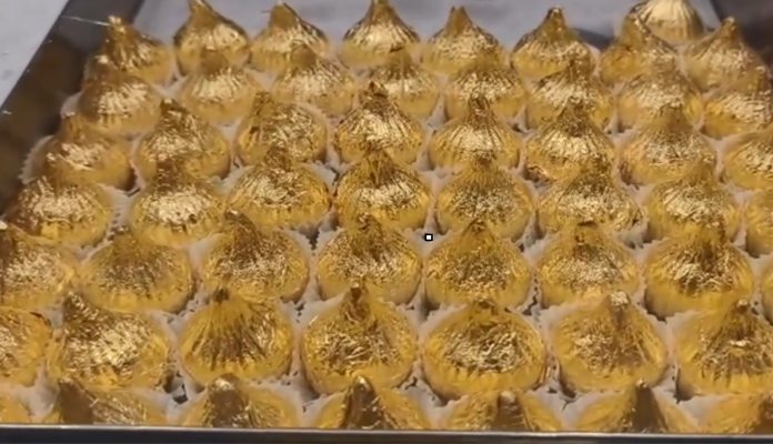 Golden Modak at ₹27,000/Kg! Nashik Sweet Shop’s 24-Carat Surprise for Lord Ganesha
