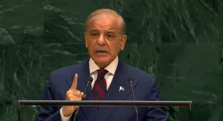 Pak PM Raises Kashmir, Indus Waters and 2025 India-Pakistan Conflict at UNGA; Praises Trump for Role in India-Pakistan Ceasefire