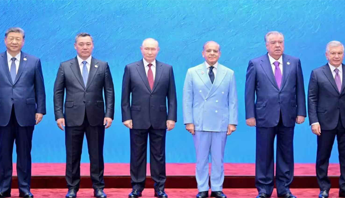 Pakistan Crops Modi From SCO Group Photo, Full Image Exposes Sharif’s Actual Position
